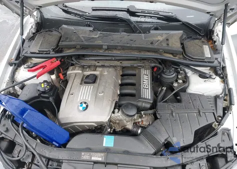 2006 BMW 325I из США, поврежденный, VIN WBAVB13556K000616